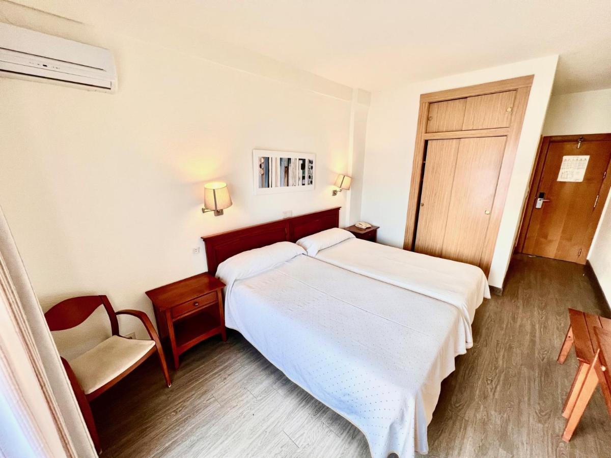 בנידורם Hotel Nadal מראה חיצוני תמונה